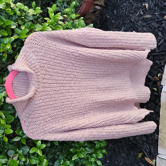 POL Sweaters - Neutral New* POL turtle neck